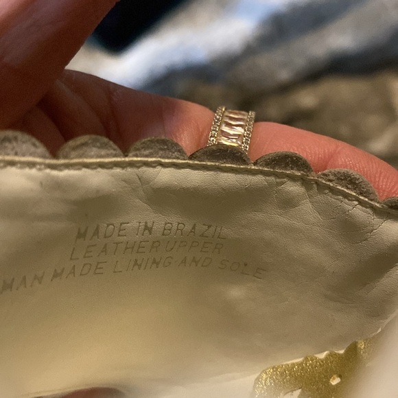 BCBGeneration White Wedge Sandals 7.5 - Picture 9 of 9